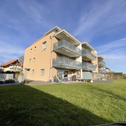 Avry-sur-Matran : Appartement 5.5 en duplex avec grand jardin et vue sur Préalpes