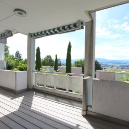 Appartement 5.5 pi&egrave;ces 150m2