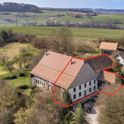 Ursy / Appartement et terrain priv&eacute; 2126m2