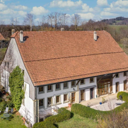 Ursy / Appartement et terrain priv&eacute; 2126m2